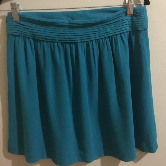 Ann Taylor - Turquoise Blue Skirt - Item#47 - Picture 3 of 4